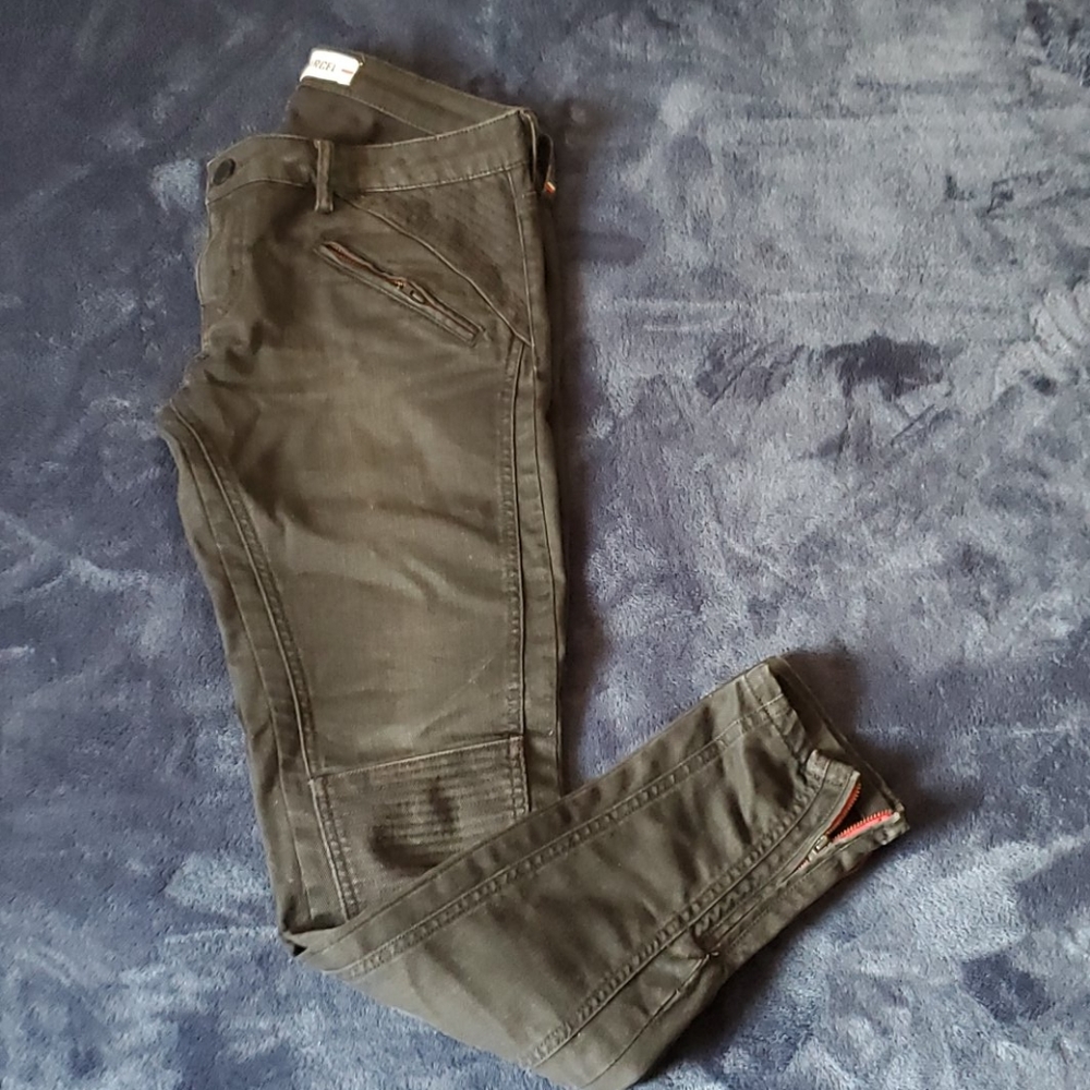Motto Jeans